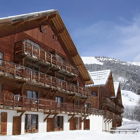 Odalys Les Chalets De La Porte Des Saisons 3*